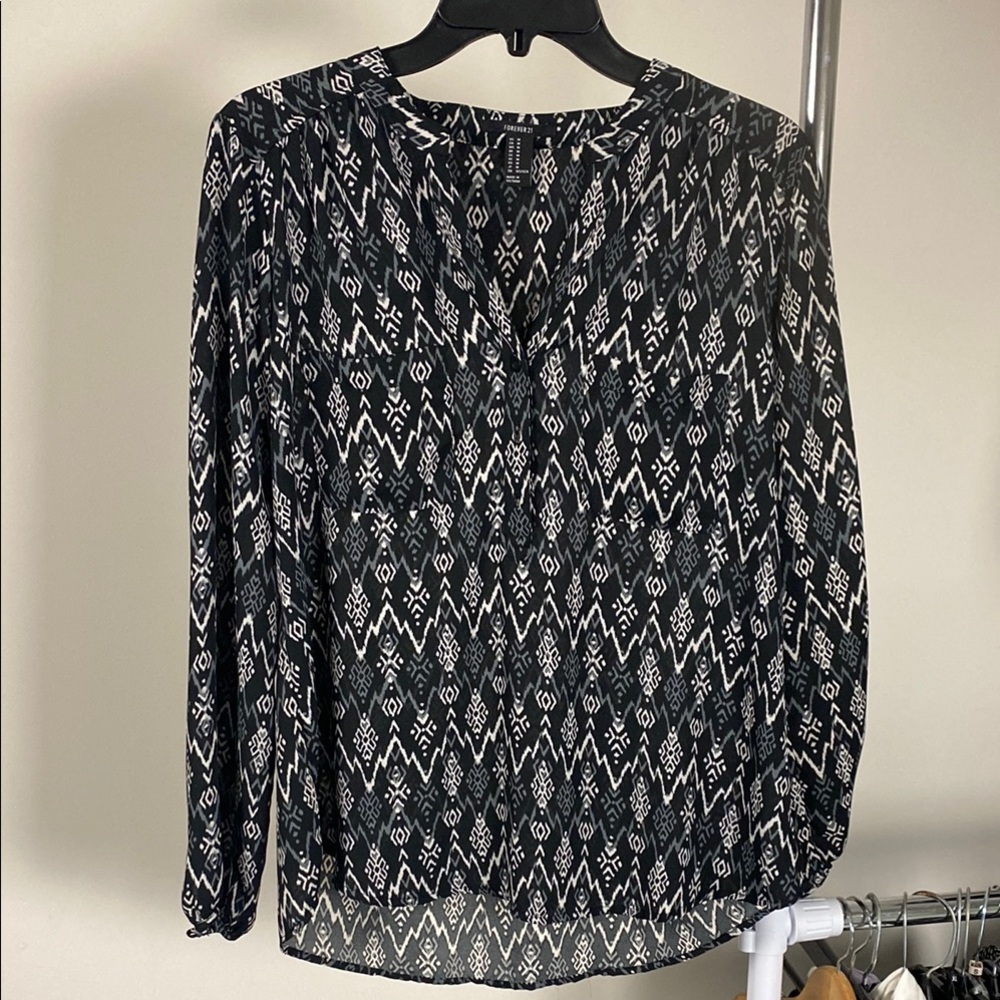 Black and White Graphic Blouse with Mandarin Collar